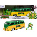 1962 Volkswagen Bus TMNT Turtles + Leonardo Figur 1:24...