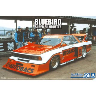 Nissan KY910 Bluebird Super Silhouette AUTOBACS 1:24 Model Kit Bausatz Aoshima 063644